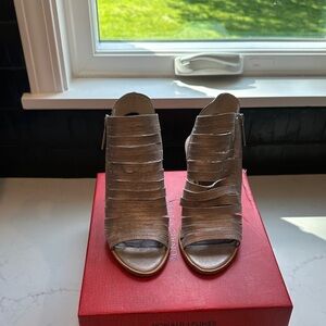 Donald J. Pliner Sandals
